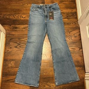 Levi’s 70s High Flare Jeans